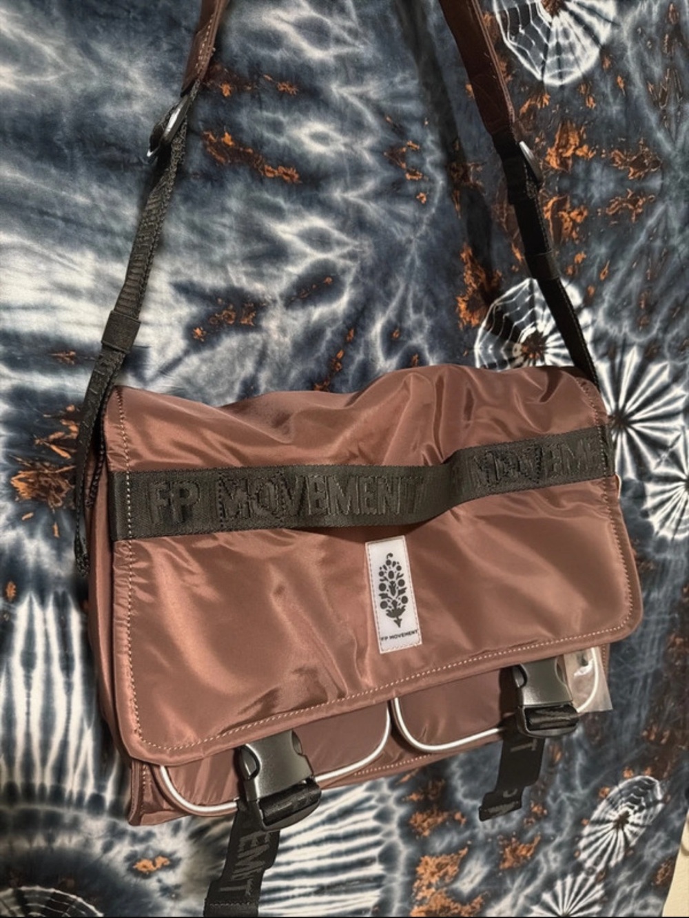 Fp Movement Messenger Bag